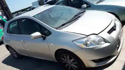 Veicolo di demolizione TOYOTA AURIS Luna dell'anno 2008 alimentato 1ZR