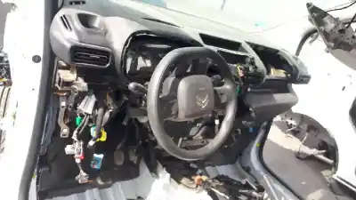 Veículo de Sucata citroen berlingo furgón contrlol m do ano 2019 alimentado 