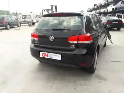 Verschrottungsfahrzeug VOLKSWAGEN GOLF VI (5K1) Advance Bluemotion des Jahres 2011 angetrieben CAY