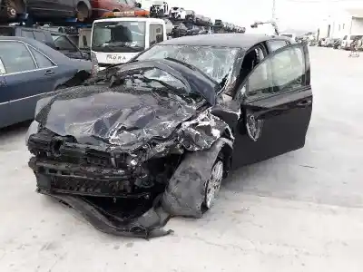 Veículo de Sucata volkswagen golf vi (5k1) advance bluemotion do ano 2011 alimentado cay