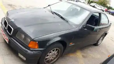 Vehicul casat bmw serie 3 compacto (e36) 316i al anului 1998 alimentat g-164e2