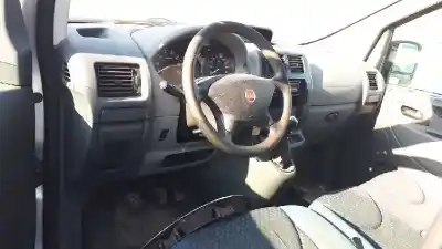 Veículo de Sucata fiat scudo combi (272) panorama family l1h1 120 multijet (5 pl.) do ano 2009 alimentado rhk