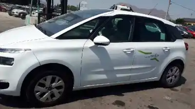 Veículo de Sucata citroen c4 picasso attraction do ano 2015 alimentado 9h05