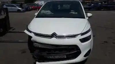Veículo de Sucata citroen c4 picasso attraction do ano 2015 alimentado 9h05