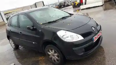 Здавання транспортного засобу renault clio iii exception року 2007 потужний d4f740