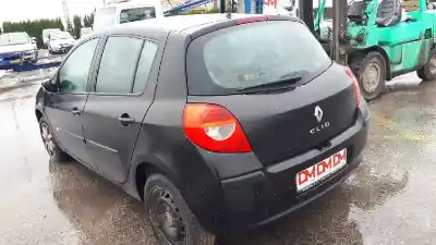Здавання транспортного засобу renault clio iii exception року 2007 потужний d4f740