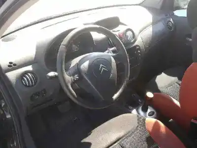 Veículo de Sucata citroen c2 (jm_) 1.4 do ano 2003 alimentado kfv