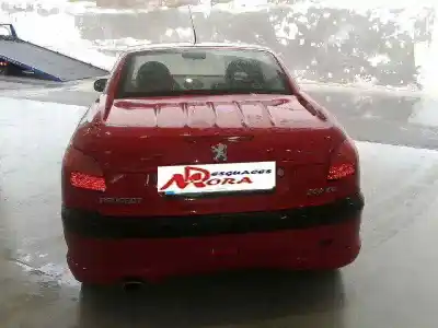 Sloopvoertuig peugeot 206 cc 2.0 16v cat van het jaar 2002 aangedreven rfn