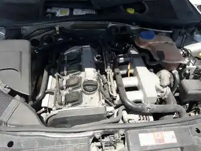 Veicolo di demolizione audi a4 berlina (b5) 1.8 t dell'anno 1999 alimentato aeb