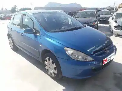 Veículo de Sucata PEUGEOT 307 (S1) XS do ano 2002 alimentado RHS