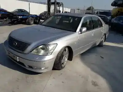 Scrapping Vehicle lexus ls430 (ucf30) básico (07.2003->) of the year 2003 powered 