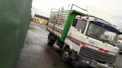 Vehículo de desguace nissan                                             l35.08                                                                                                                                                                                                                                                     l35.08                                                                                                                                                                                                                                                     del año 1988 con motor a428