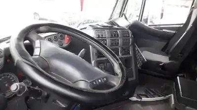 Veículo de Sucata iveco stralis 500 euro 4 do ano 2001 alimentado f3b3681b*s