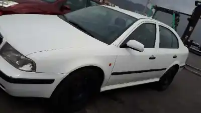 Scrapping Vehicle skoda octavia berlina (1u2) ambiente of the year 2000 powered agr
