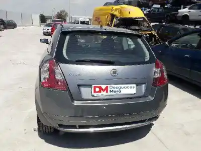 Veículo de Sucata fiat stilo (192) 1.9 jtd / 1.9 jtd 115 active do ano 2005 alimentado 192a1000