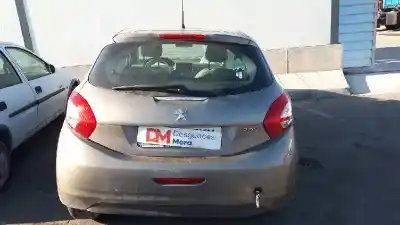 Veicolo di demolizione peugeot 208 access dell'anno 2012 alimentato 8h01