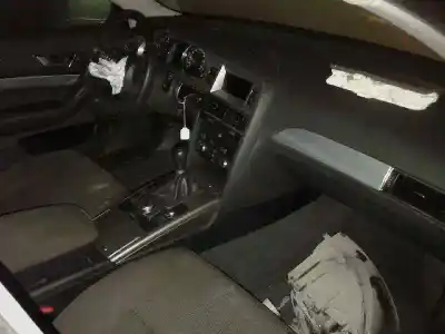 Vehicul casat audi a6 berlina (4f2) 2.0 tdi al anului 2008 alimentat bre