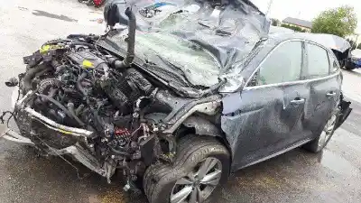 Здавання транспортного засобу renault talisman icon року 2017 потужний r9m e4