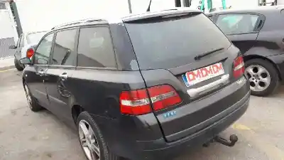 Veículo de Sucata fiat stilo (192) 1.9 jtd / 1.9 jtd 115 active do ano 2005 alimentado 192a1000