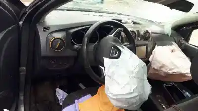 Veículo de Sucata dacia sandero comfort do ano 2017 alimentado h4b b4