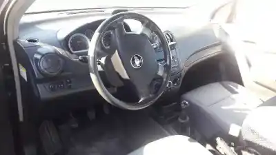 Véhicule à la ferraille chevrolet aveo ls de l'année 2008 alimenté b12d1