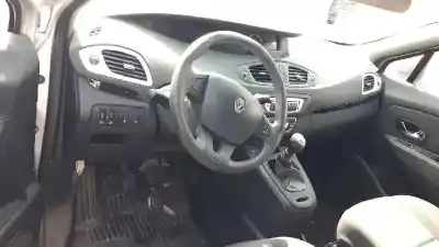 Veicolo di demolizione renault scenic iii dynamique dell'anno 2013 alimentato k9k a6