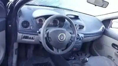 Veicolo di demolizione renault clio iii authentique dell'anno 2007 alimentato k9k t7
