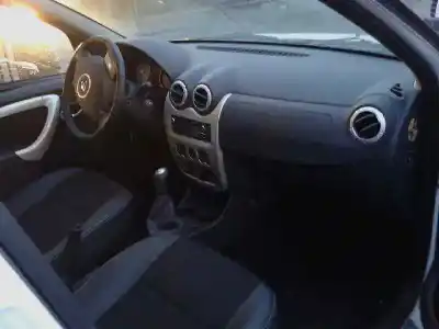 Veículo de Sucata dacia sandero 1.2 16v cat do ano 2012 alimentado d4f f7