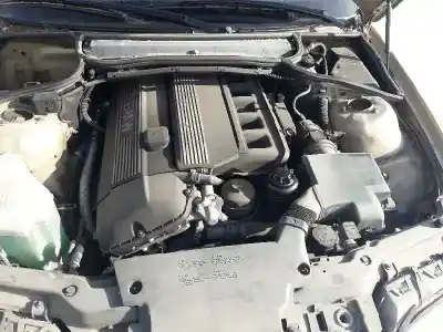 Veículo de Sucata bmw serie 3 coupe (e46) 323 ci do ano 1999 alimentado 256s4