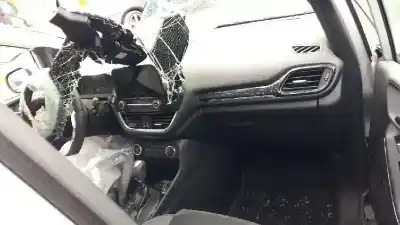 Veicolo di demolizione ford fiesta (ce1) active dell'anno 2018 alimentato sfjh