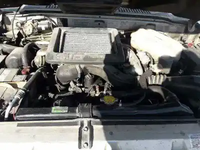 Veículo de Sucata opel monterey ltd do ano 1994 alimentado 4jg2