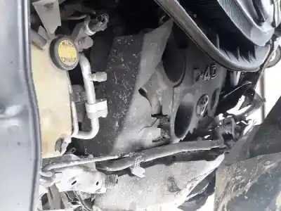 Veicolo di demolizione toyota auris active dell'anno 2011 alimentato 1nd