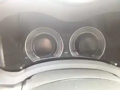 Veicolo di demolizione toyota auris active dell'anno 2011 alimentato 1nd