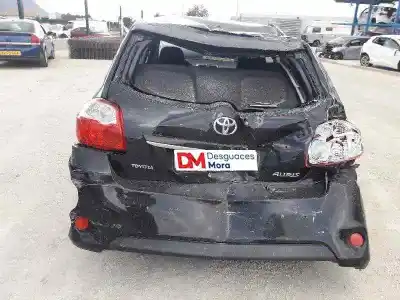 Veicolo di demolizione toyota auris active dell'anno 2011 alimentato 1nd