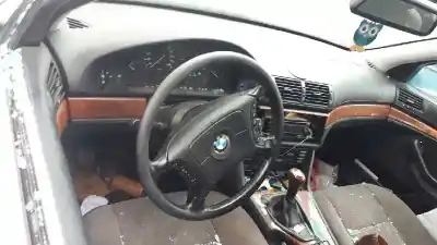 Veículo de Sucata bmw serie 5 touring (e39) 525tds do ano 1997 alimentado 