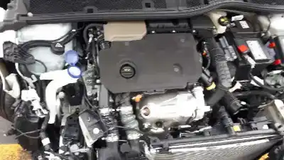 Veículo de Sucata peugeot 208 (p2) active do ano 2021 alimentado yh01