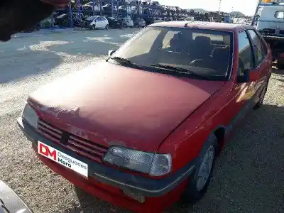 Véhicule à la ferraille peugeot 405 berlina mi 16 le mans de l'année 1990 alimenté dfwxu9j4z