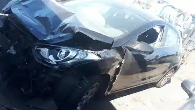 Veículo de Sucata hyundai i30 (gd) classic do ano 2013 alimentado 