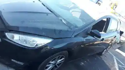 Vehicul casat ford focus lim. 1.6 16v ti-vct al anului 2017 alimentat pndd