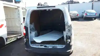 Vehicul casat ford transit courier ambiente al anului 2015 alimentat ugcb