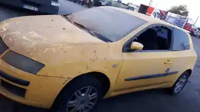 Veicolo di demolizione fiat stilo (192) 1.9 jtd / 1.9 jtd 115 active dell'anno 2003 alimentato 