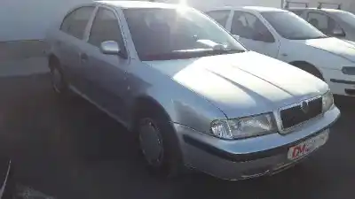 Scrapping Vehicle SKODA OCTAVIA BERLINA (1U2) Ambiente of the year 2000 powered AGR