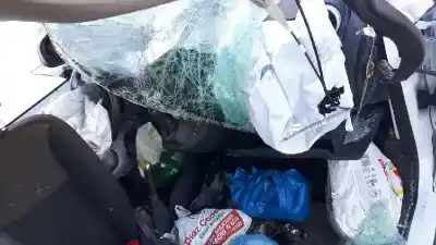 Veículo de Sucata renault kangoo 1.5 dci diesel fap do ano 2019 alimentado k9k e6