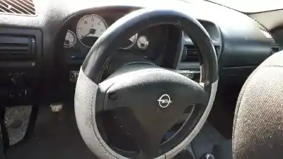 Veículo de Sucata opel astra g coupé 2.2 dti edition do ano 2003 alimentado y22dtr