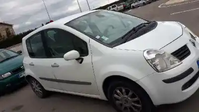 Sloopvoertuig RENAULT MODUS Confort Dynamique van het jaar 2007 aangedreven 