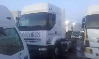 Veículo de Sucata otras marcas premium 270 dci 270 do ano 2004 alimentado dci 11 +j01