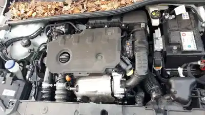 Sloopvoertuig opel corsa f edition van het jaar 2020 aangedreven yh01