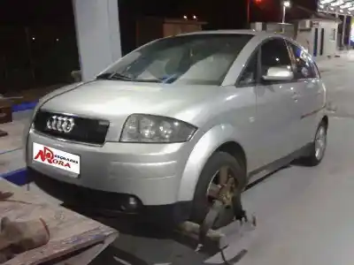 Veículo de Sucata audi a2 (8z) 1.4 16v do ano 2001 alimentado aua