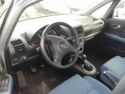 Veículo de Sucata audi a2 (8z) 1.4 16v do ano 2002 alimentado bby