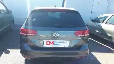 Veículo de Sucata volkswagen passat b8 variant (3g5, cb5) 2.0 tdi do ano 2015 alimentado crl